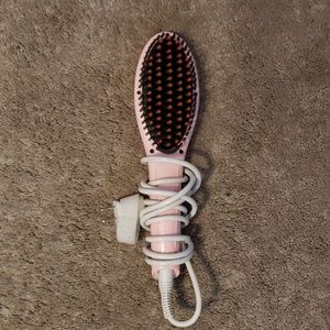 Straightening hair brush